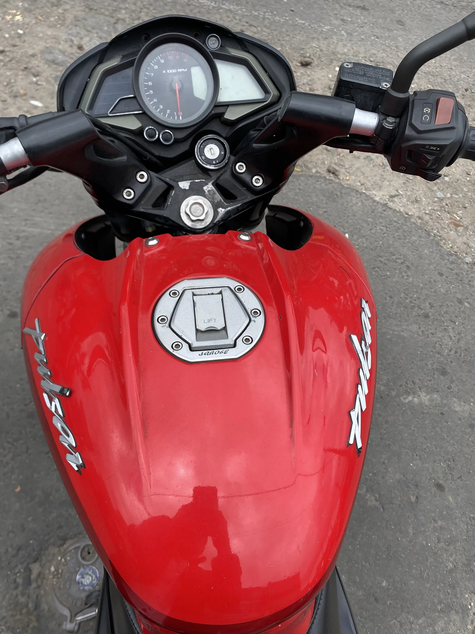 BAJAJ PULSAR NS foto 8