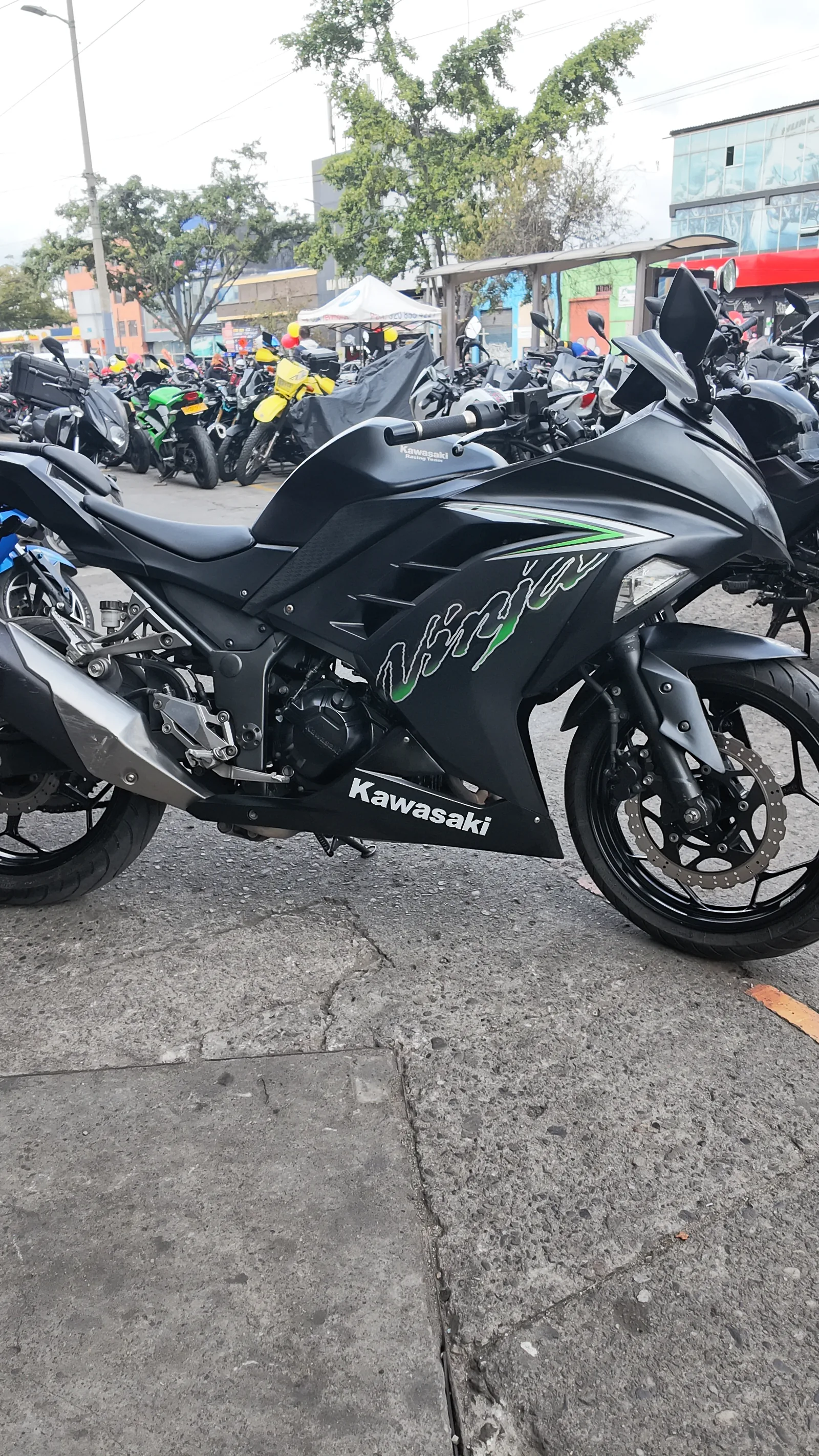 KAWASAKI NINJA