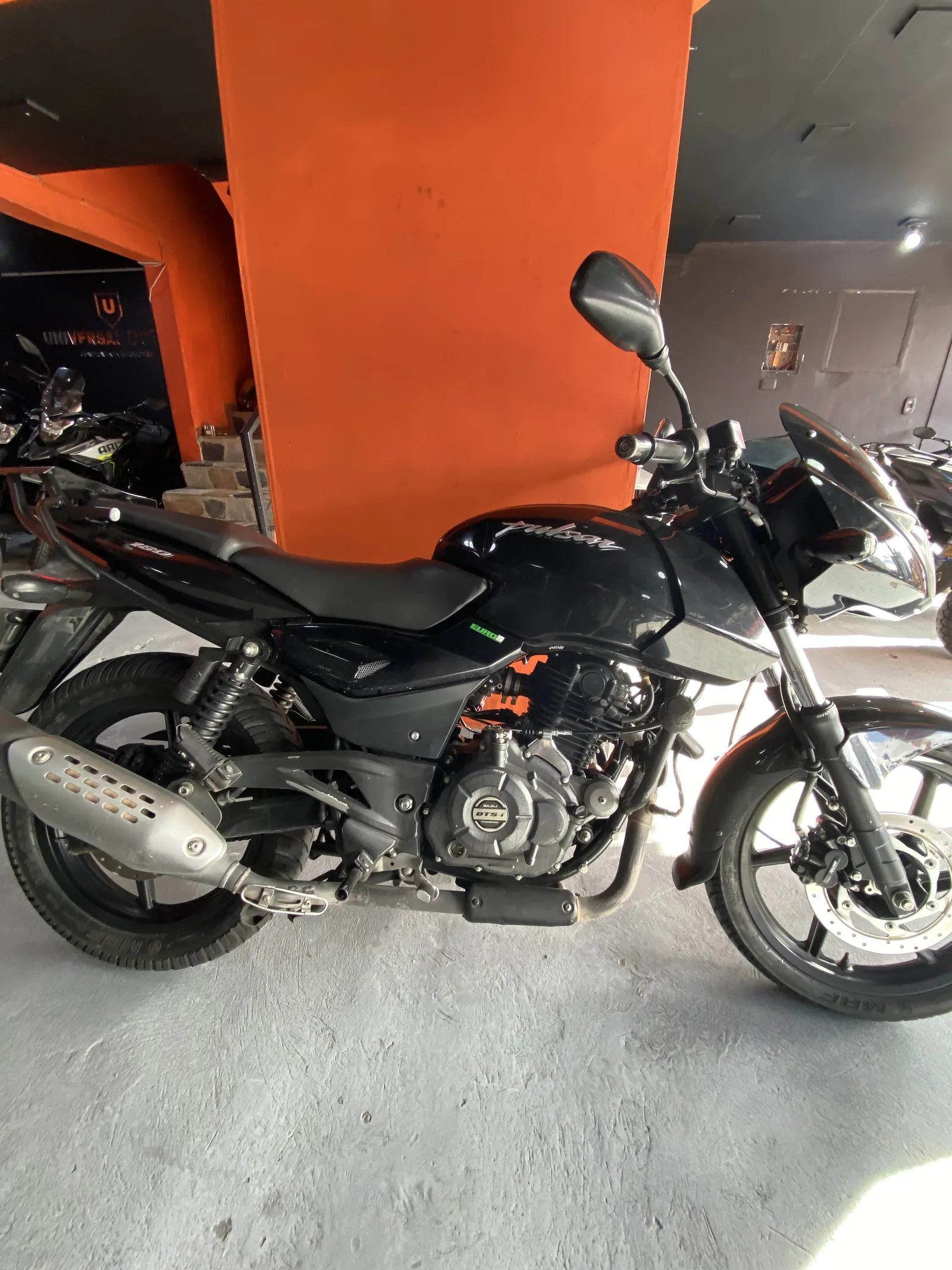 BAJAJ NS foto 5