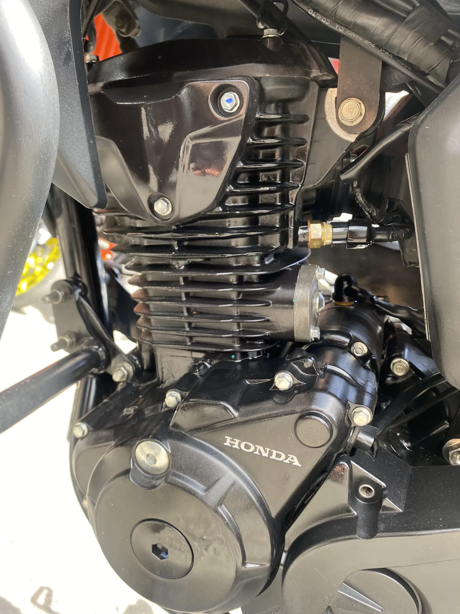HONDA XR foto 2