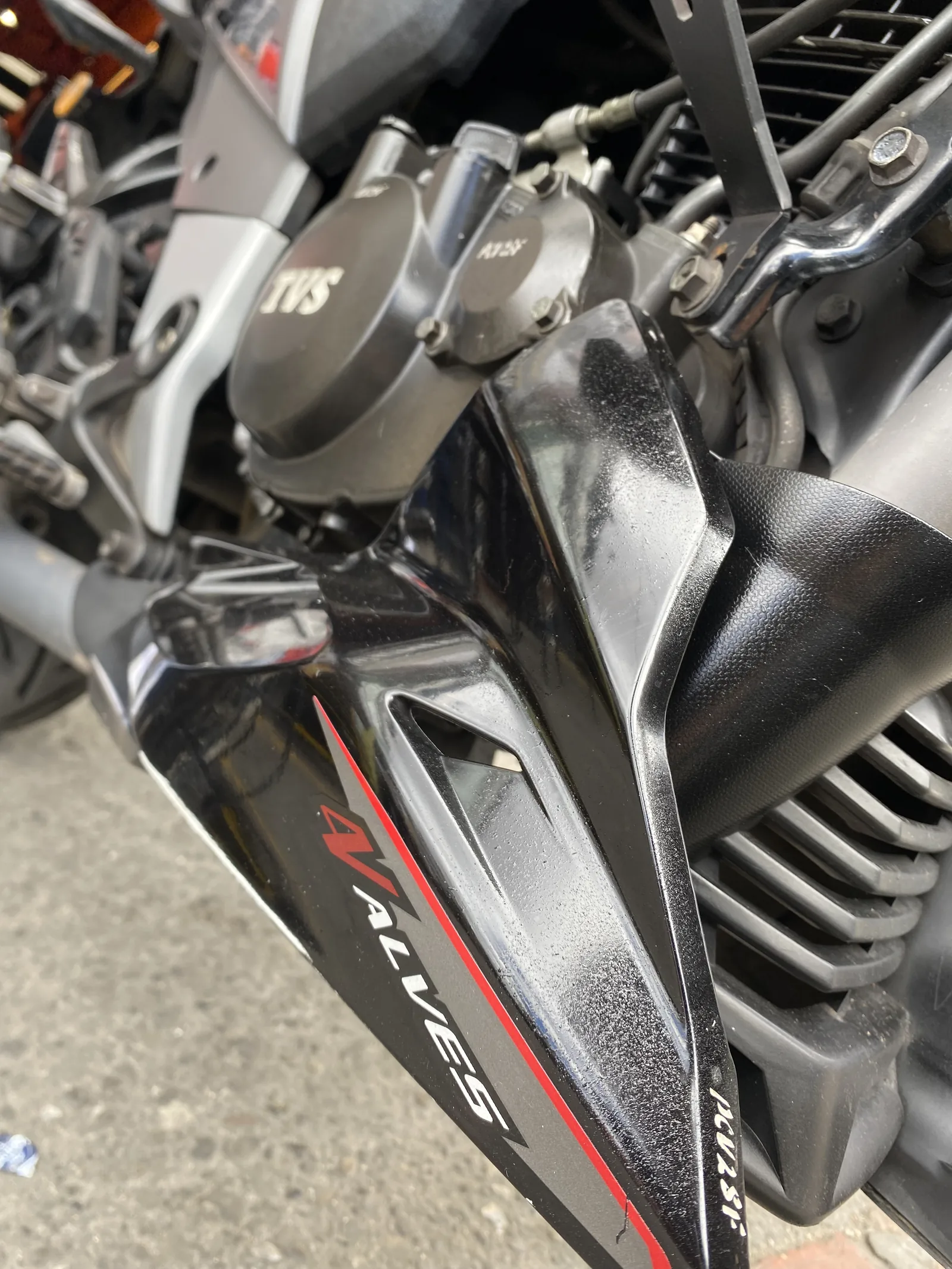 TVS APACHE RTR foto 1