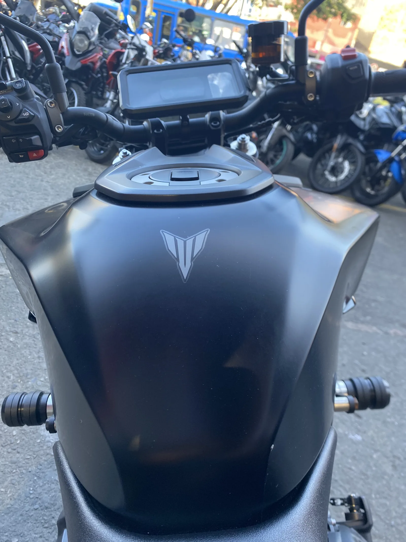 YAMAHA MT 09 foto 8