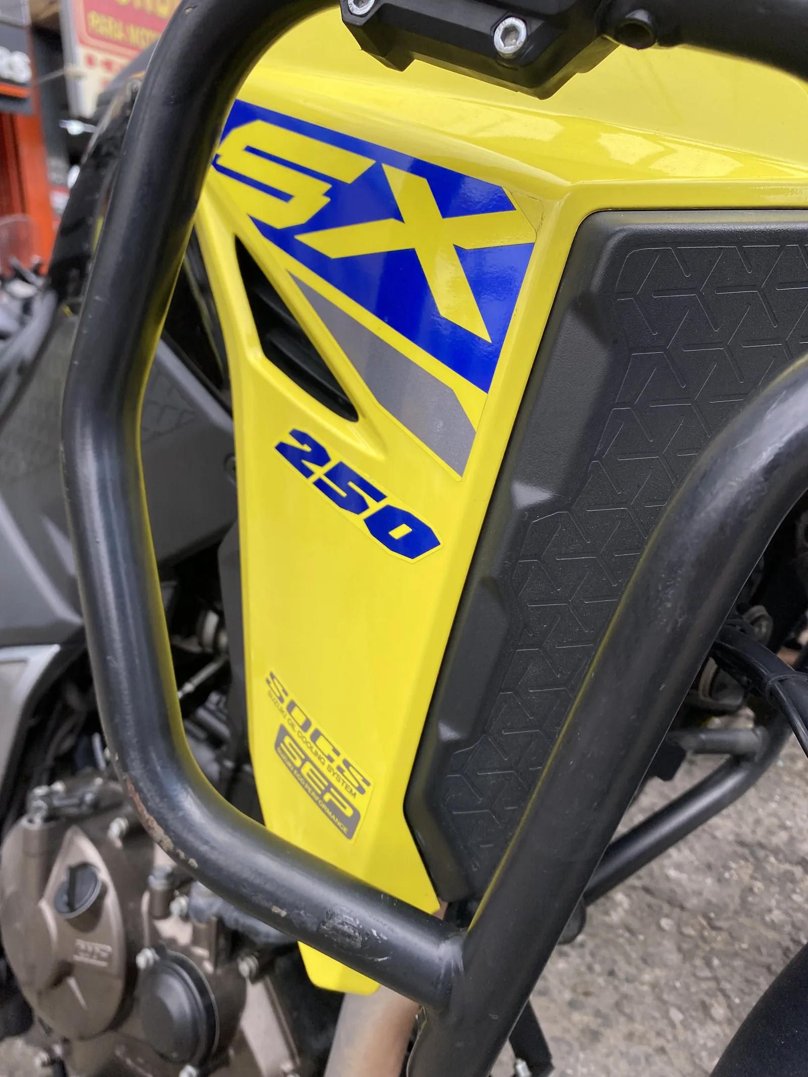 SUZUKI V STROM SX foto 9