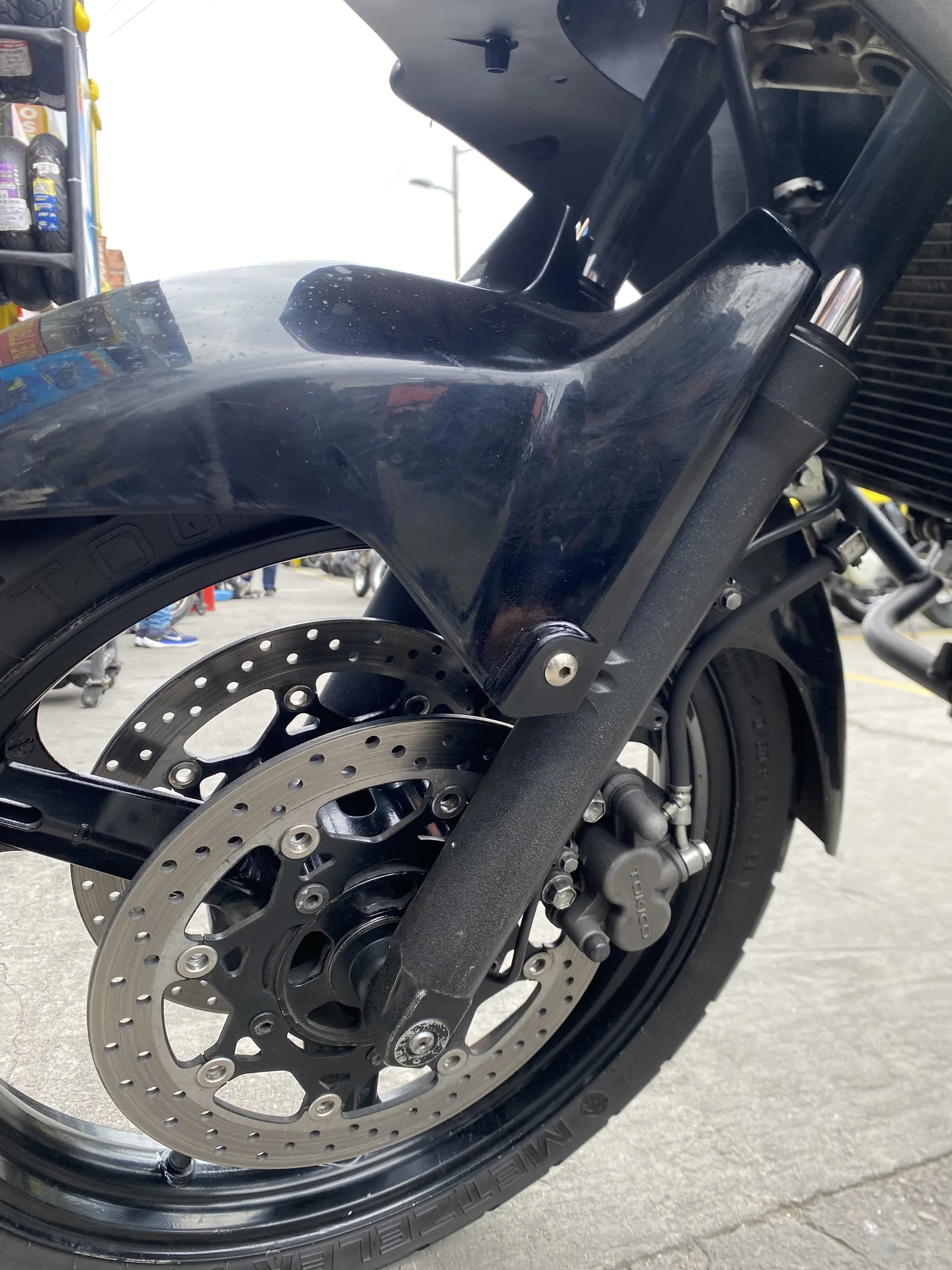 SUZUKI DL foto 4
