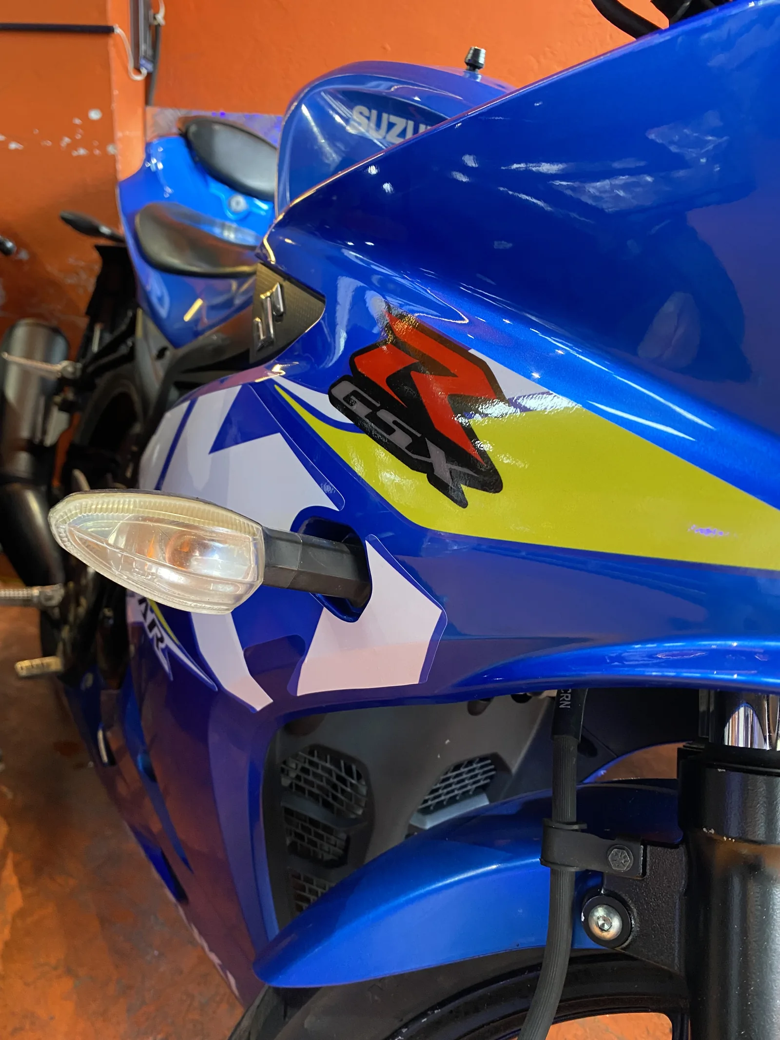 SUZUKI GSX R foto 12