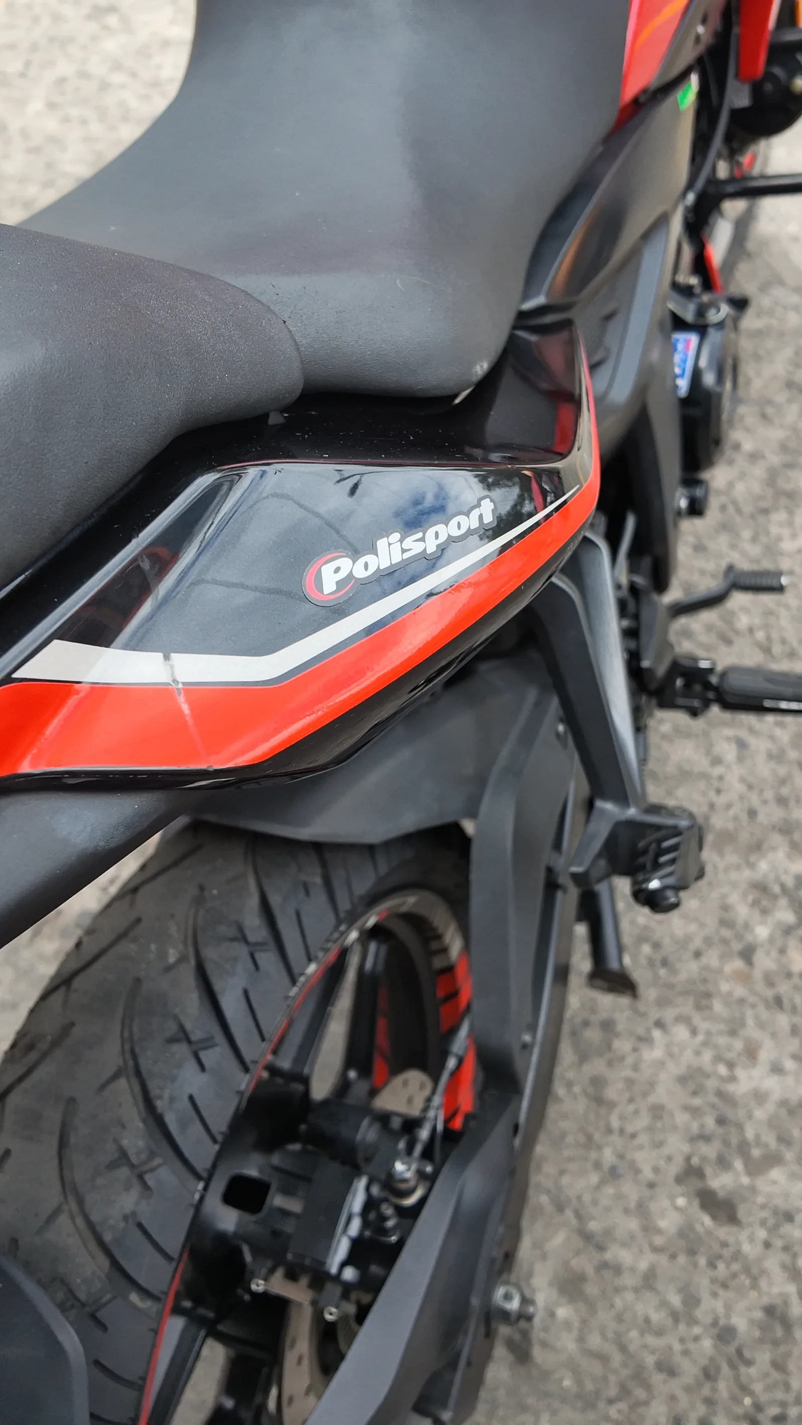 BAJAJ N160 foto 7