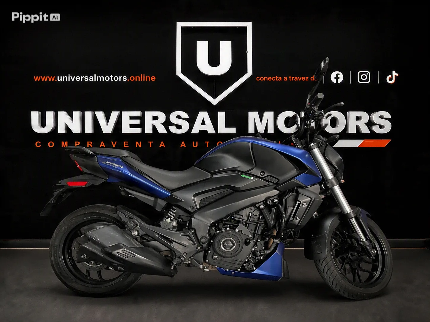 BAJAJ DOMINAR