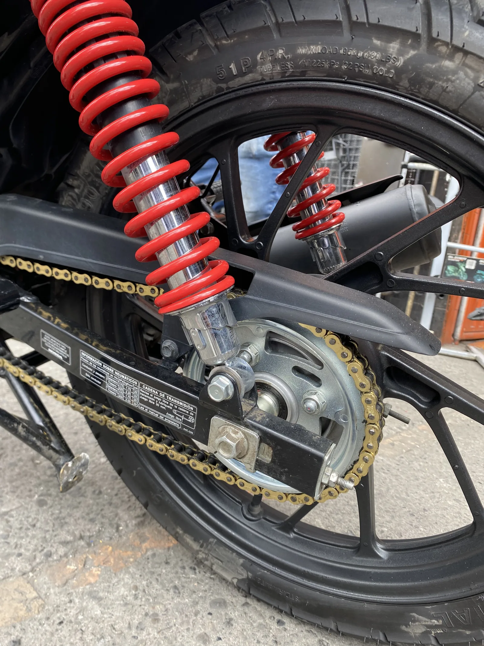 HONDA CB 125 foto 7