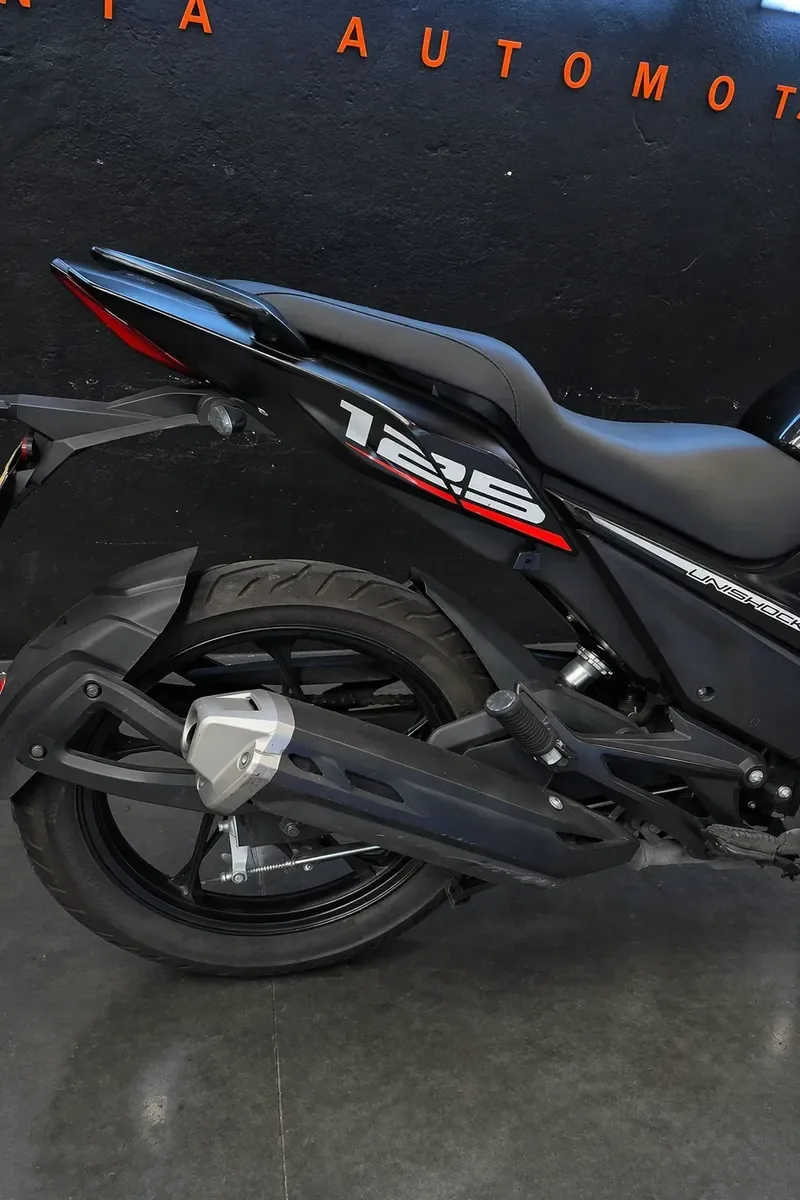 AKT CR4 foto 1